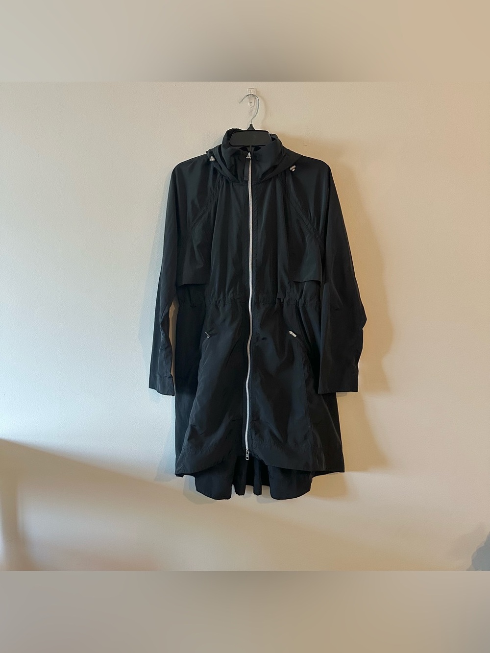 Athleta Jacket Black Rain Drop Full Zip Water Repellent Lightweight S
Really ni